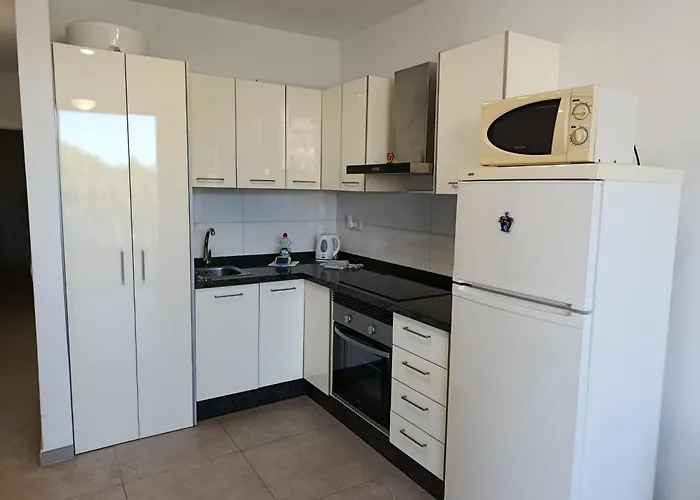 Paradise Court 29 Wifi Pool 아파트 아데제