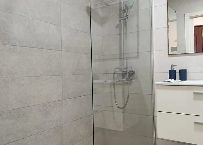 Paradise Court 29 Wifi Pool 아데제